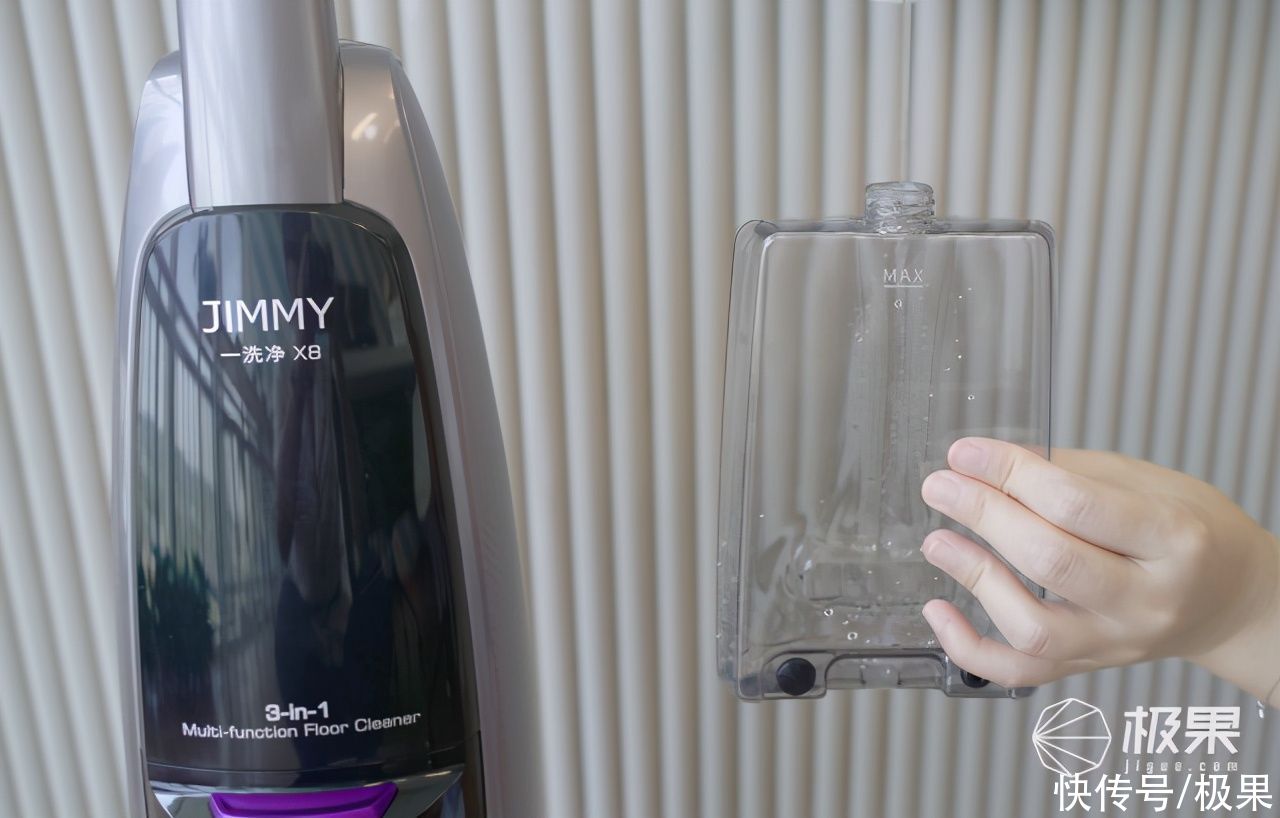 插画师|插画师清扫画室好助手,定点喷洗+强大吸力,一杆解决顽固污渍