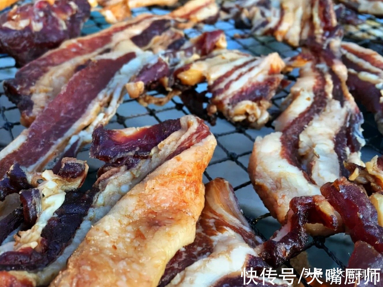 没条件熏腊肉？可以做做酱油肉，用了30年的配方，比腊肉更软更香