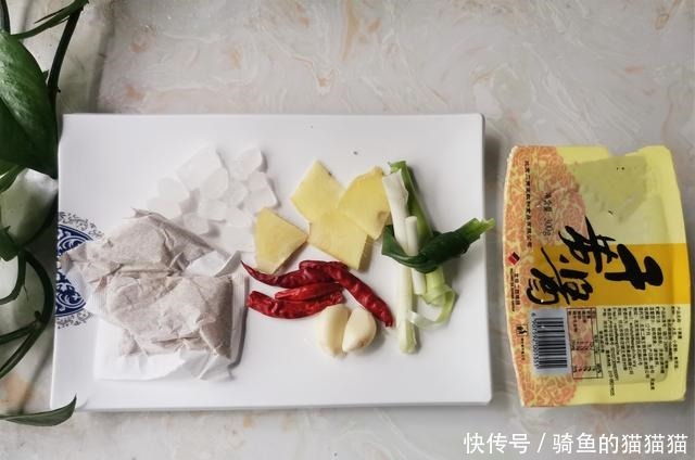 猪的这个部位,南方用来煲汤,还是东北这个做法香,给排骨都不换!