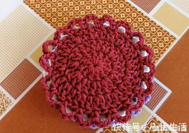 茶桌加只小毛线垫，档次提一大截，只要5分钟就钩织完