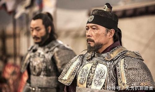 年后|他穷到裹草席下葬,300年后古墓被打开,却挖出10亿陪葬品