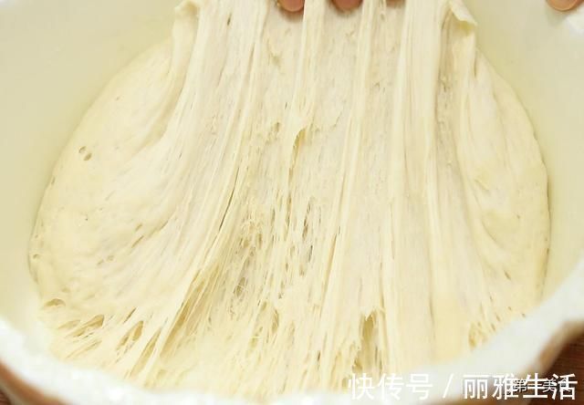 电饼铛|家常水煎包，学会和面、煎制的技巧，自己在家也能做，想失败都难