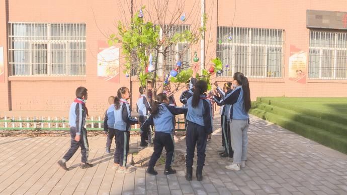  实践|种葫芦、养葫芦、画葫芦？在这里，劳动教育实践可以这样做！