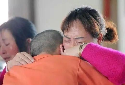 80后夫妻查出胃癌，当心两种饮食习惯让胃癌悄悄靠近！