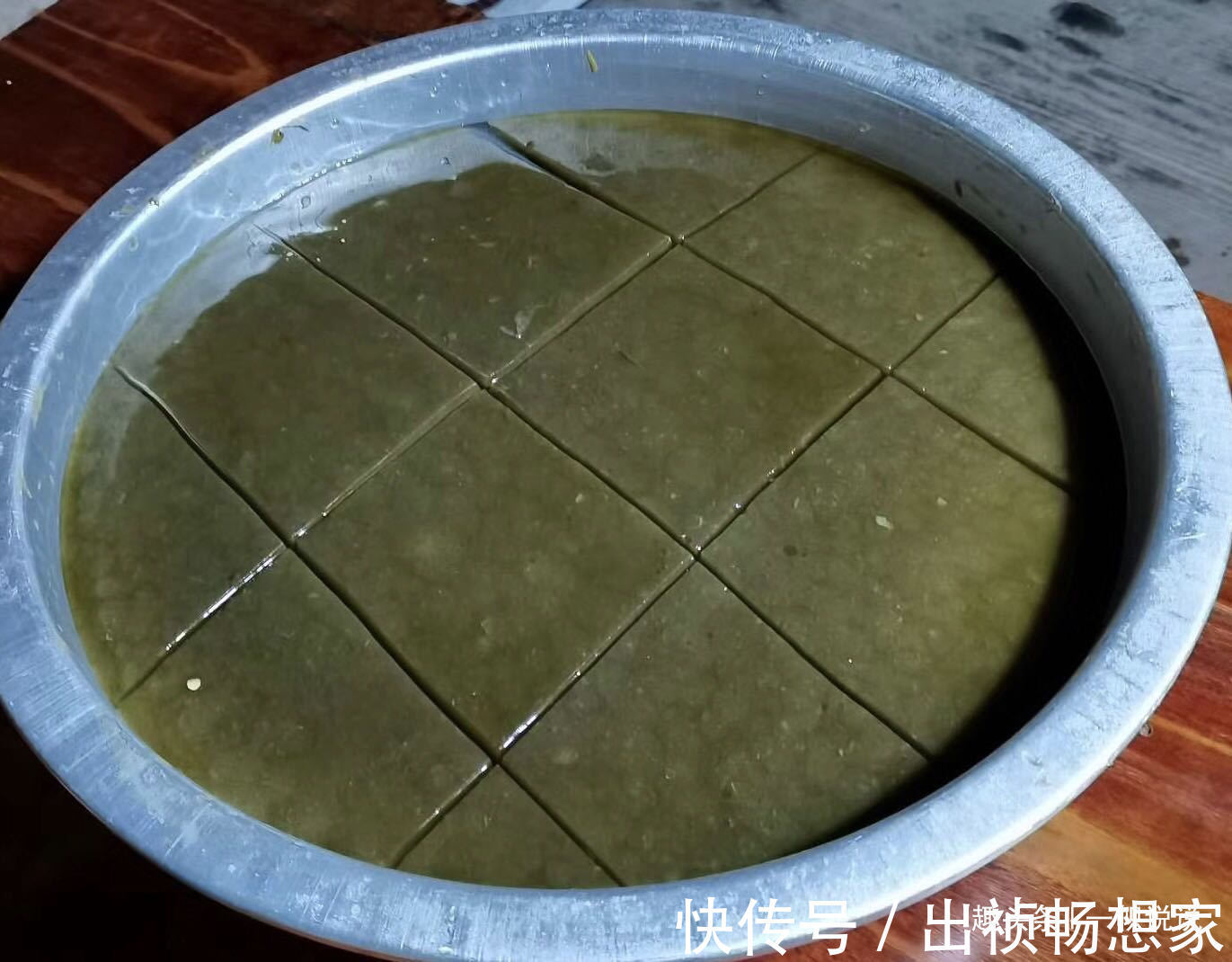神仙树|农村制作豆腐不用大豆,用这种树叶,晶莹透亮,人称“神仙豆腐”