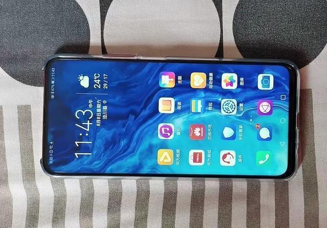 热销|“烂大街”的三款华为手机,其中两款仍在热销中