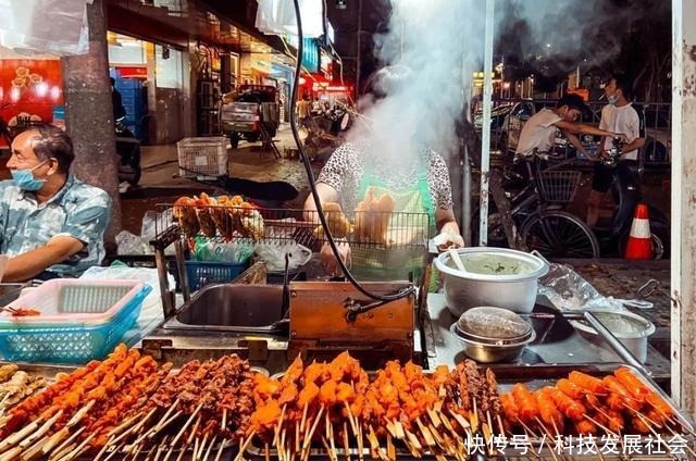 从头吃到尾的平西夜市,没有人能饿着出来!