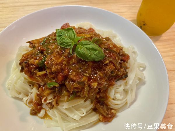 茄子面|邻居开店月入10万，竟然是全靠随意茄子面