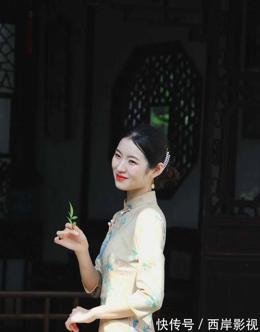 魅力|旗袍美女红唇雪肤优雅魅力