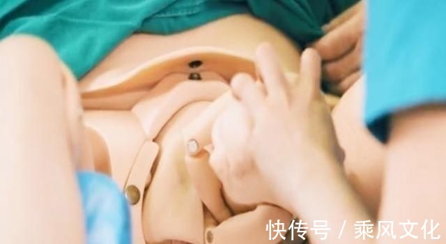 分娩|宝妈吐槽分娩时的尴尬：头胎顺产被“剃毛”，二胎剖腹产也没逃掉