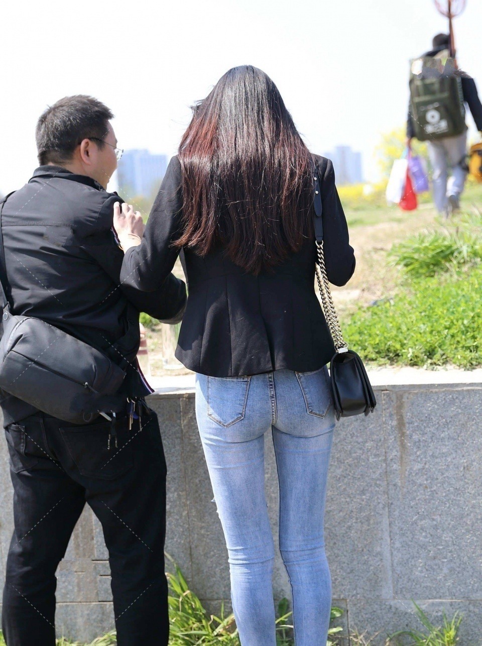 腰部 御姐范小姐姐,西装外套+牛仔裤,看起来非常优雅且有气质!