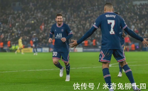 维纳尔杜姆|45脚妙传换10次助攻!做饼这事只服梅西:效率翻倍妙传榜第一