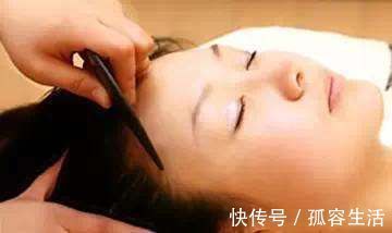 刮痧|女人常刮痧,回到18！中医教你刮一穴,治一病！调整经气，增加免疫