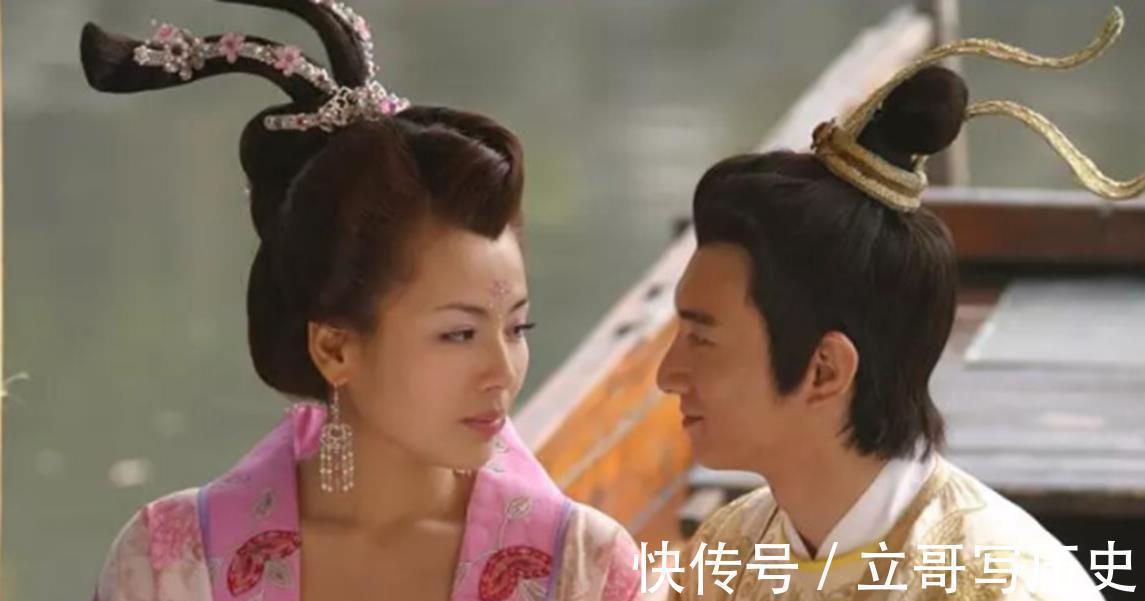 覆灭#南唐覆灭后,亡国皇后多次被赵光义叫进宫里,李煜每天以泪洗面