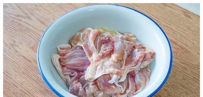 瑶柱|教你在家做荷叶糯米鸡,简单好做不繁琐,比炒菜省事,比粽子好吃