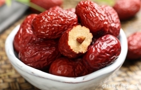 红枣和此物一起煮，女性常吃，睡眠好了，色斑淡了，皮肤更红润