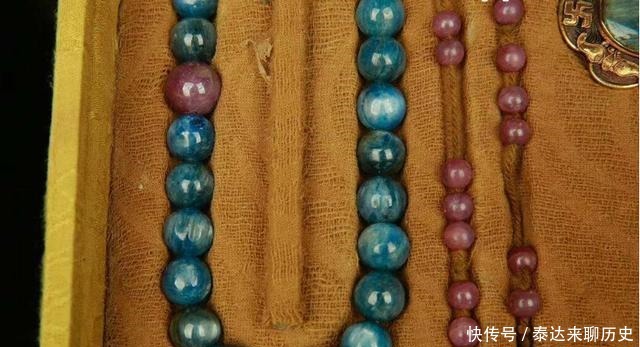 官员|清朝的皇亲后妃和官员,为什么都要戴一串“佛珠”,其实有大用处