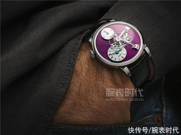 m猛男粉之后，你们要的基佬紫腕表也来了