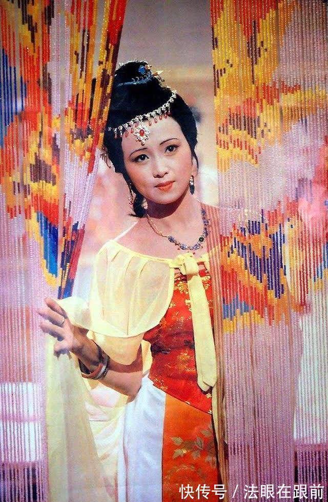 李纨$87《红楼梦》和新《红楼梦》十二钗颜值对比,最惨烈的是她俩