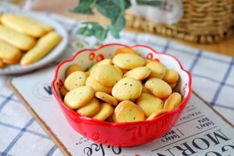 并发症|血压偏高的人，医生建议少吃这6种食物，看一下你家还有吗？