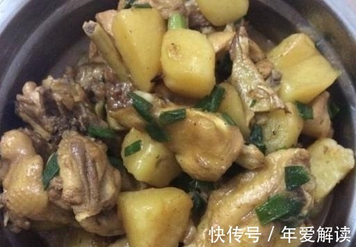 第一次带女朋友回家，妈妈做了拿手菜，吃饭的时候真想甩了她