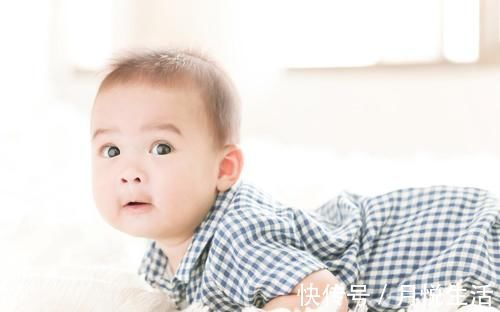 咬咬胶|宝宝3岁前,这3样东西要戒掉,家长可不能心软