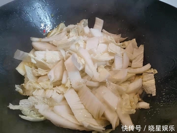 年夜饭,我家少不了这道菜,寓意美好,简单烧一烧,一大碗都不够