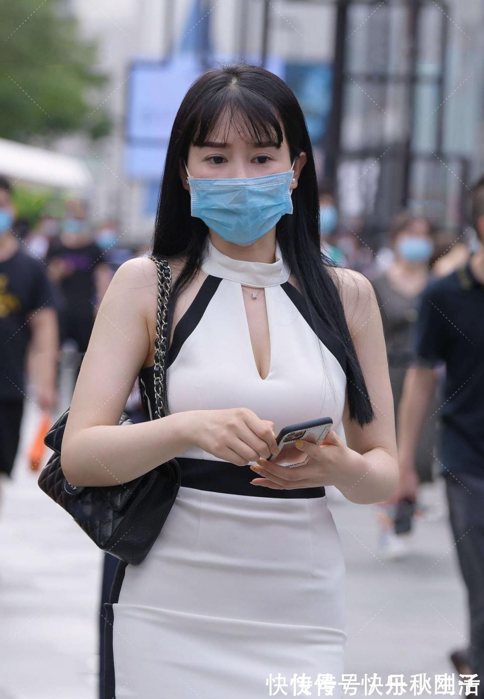 档次感|非常自信的气质美女!散发出迷人的魅力,显得很有高级感