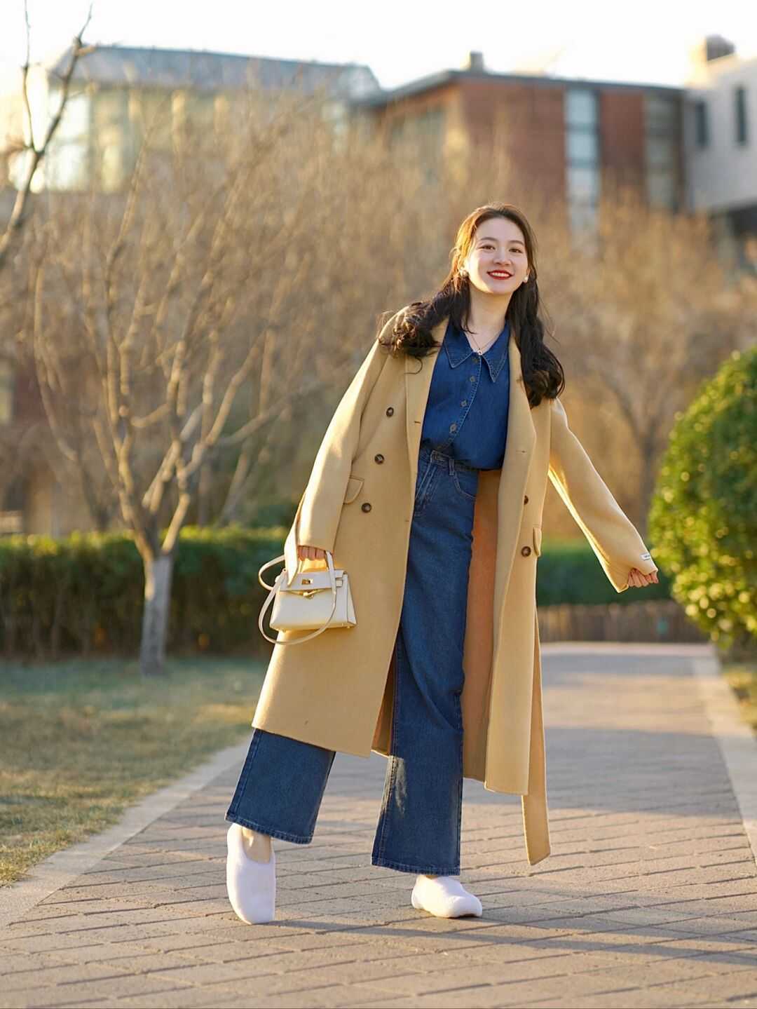 基础款 冬天选外套不要盲目跟风,这几款简约大气又经典,怎么穿都好看