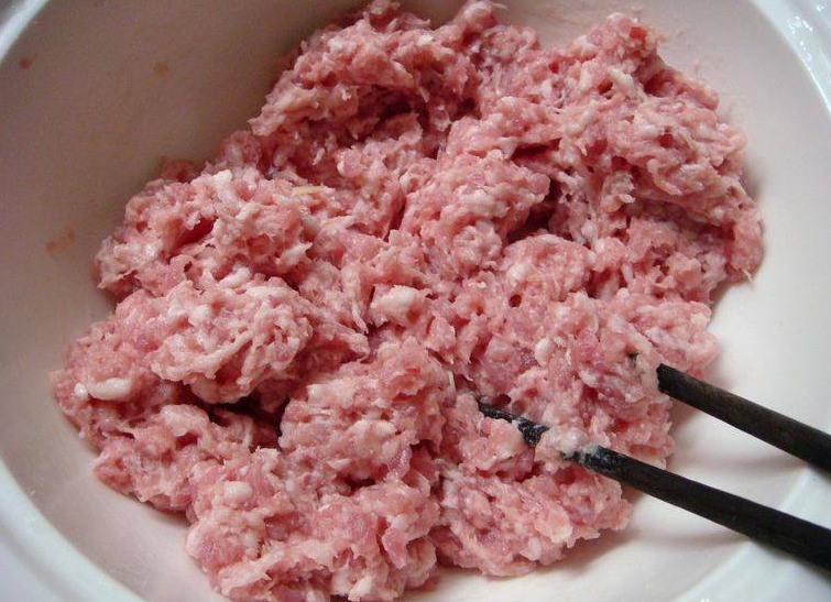 做肉包子,牢记“3点窍门”,包子鲜香流汁,不输外面买的灌汤包