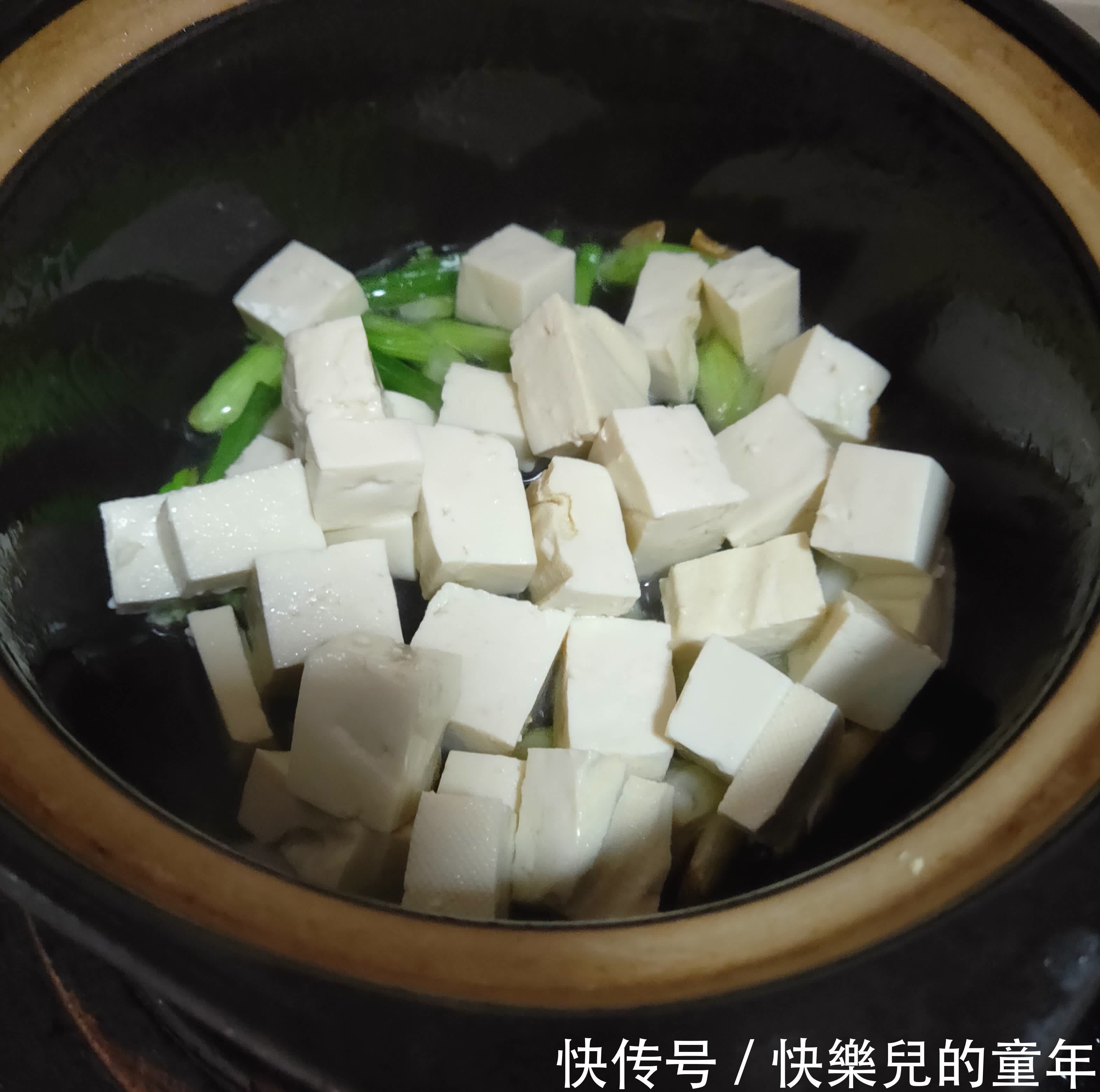菌盖|豆腐和“它”一起煮，清肠道排油脂，相当于在慢跑，减肥的别错过