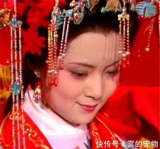 宝玉@红楼梦:黛玉到底对袭人做了什么事?让袭人耿耿于怀、敬而远之