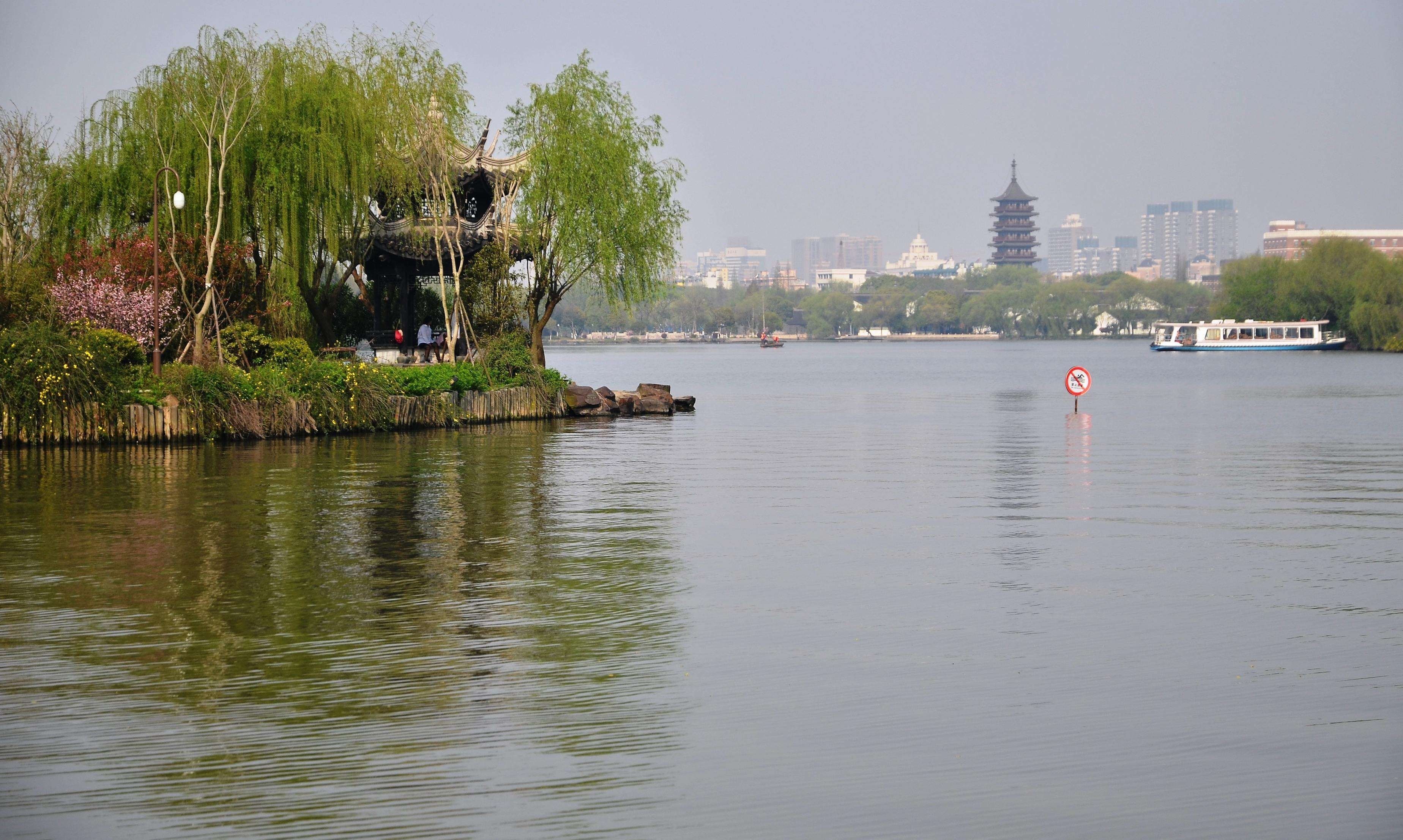 乾隆六下江南,每次均登临此楼,难道和他传说中的身世有关?