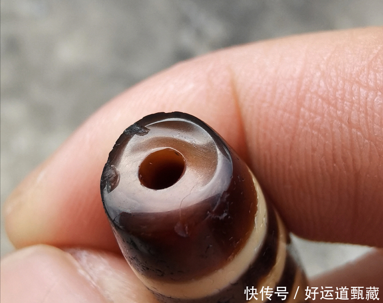 收藏|天珠在藏人心目中地位崇高,世代收藏供养,天珠是如何辨别真假