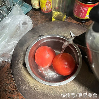 番茄|什么？西红柿炒鸡蛋的做法竟然这么简单？