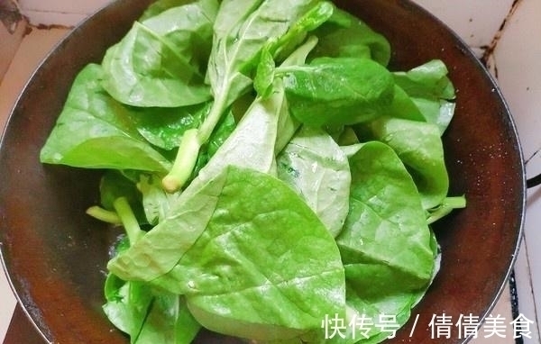 木耳菜|它是“天然玻尿酸”,2元1大盘,淡斑美容显年轻,好像剥壳的蛋