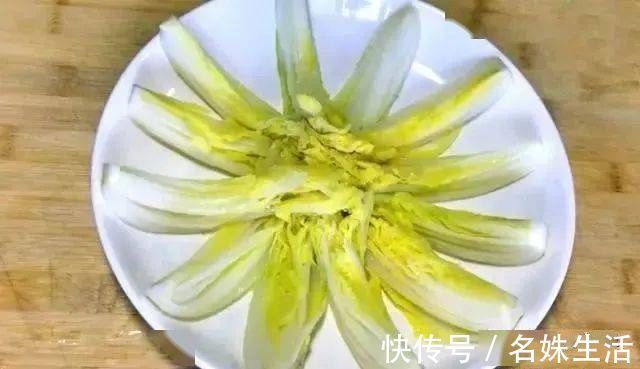 美味|年夜饭，给家人做一道吉祥菜，不炒不炖，入锅一蒸清淡营养又美味