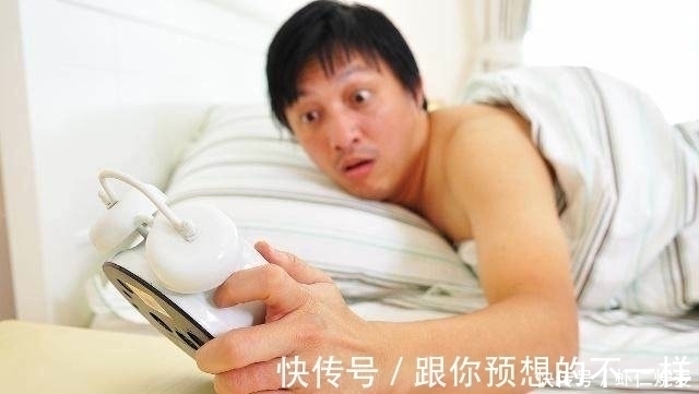 喝水|晨起后的4个“短命”习惯,若你一个都没有,或许与“长寿”有缘