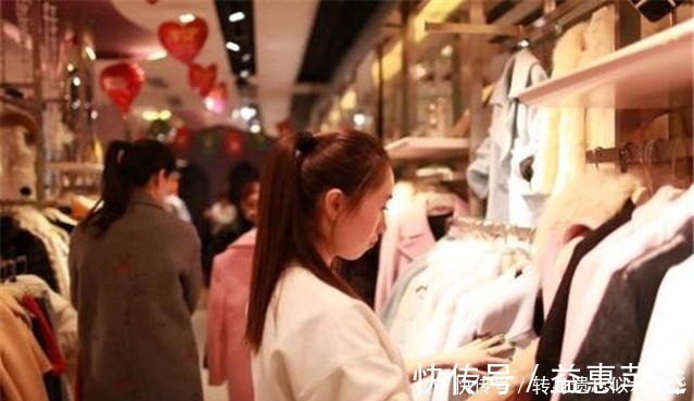 服装厂|商场的衣服和网购的衣服，究竟有什么区别看看服装厂老板怎么说