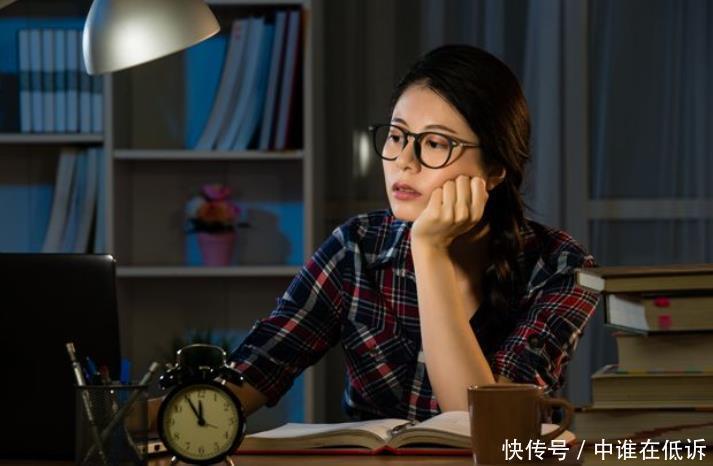 头发总是爱出油日常坚持做好3件事,摆脱头发油腻