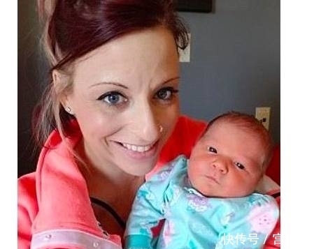 亲吻|亲吻小宝宝要小心,否则会给宝宝带来细菌!