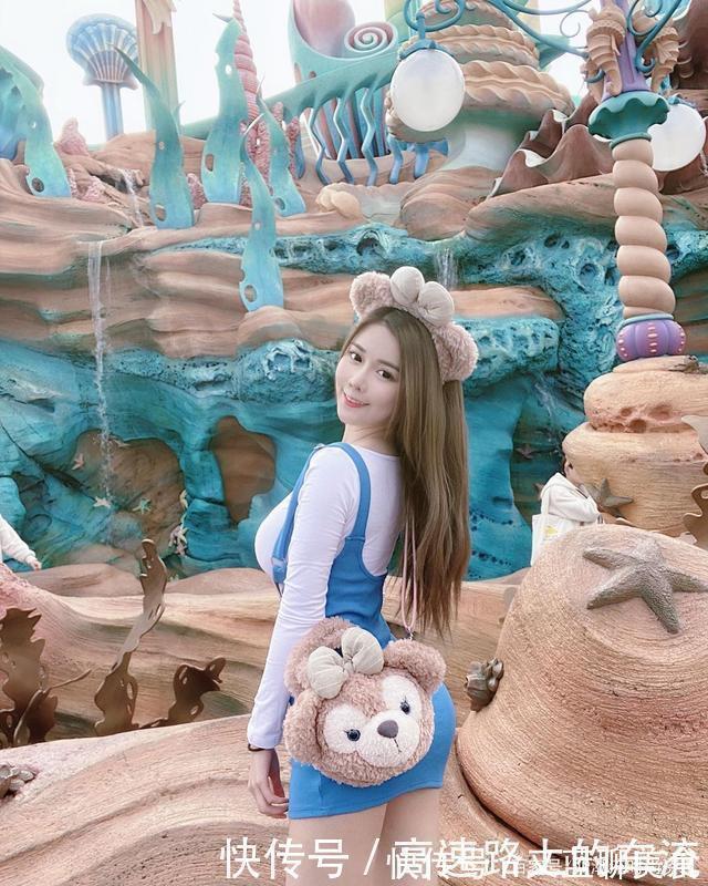 t恤 这样清爽时尚的背带裙,就算是秋天穿也完全没有问题