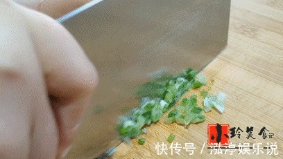 香肠|玉米面全身都是宝,教你秘制新做法,比肉香比面包还松软,真好吃