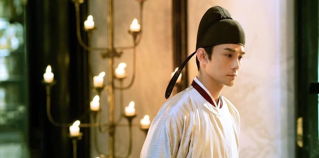 杨慎!他是宋朝大诗人,诗集十卷,一首词却被赞逼近苏轼,千古留名