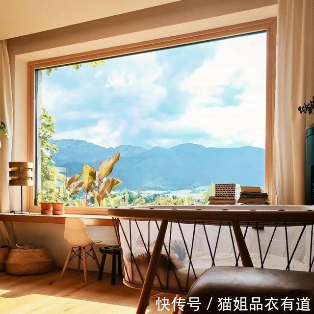 美不美、看穿搭,超暖和的“羽绒服搭配”,高级品味女人别错过