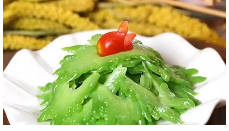 甲状腺|香菜真的能恶化甲状腺结节？听医生解释，常喝一草根水，结节消散