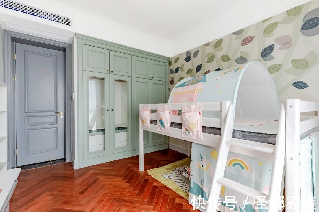 家居|206㎡大户型装修案例:超大横厅+衣帽间+景观阳台,神仙配色 心动