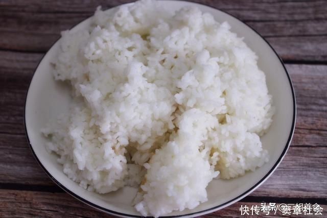 冷藏|剩米饭直接放冰箱冷藏就错了教您正确的保存方法，早知道早受益