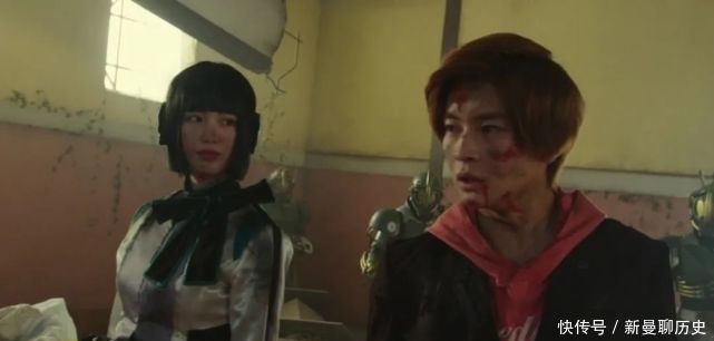 假面骑士01|假面骑士01:或人现场教伊兹变身,当前辈的感觉真好