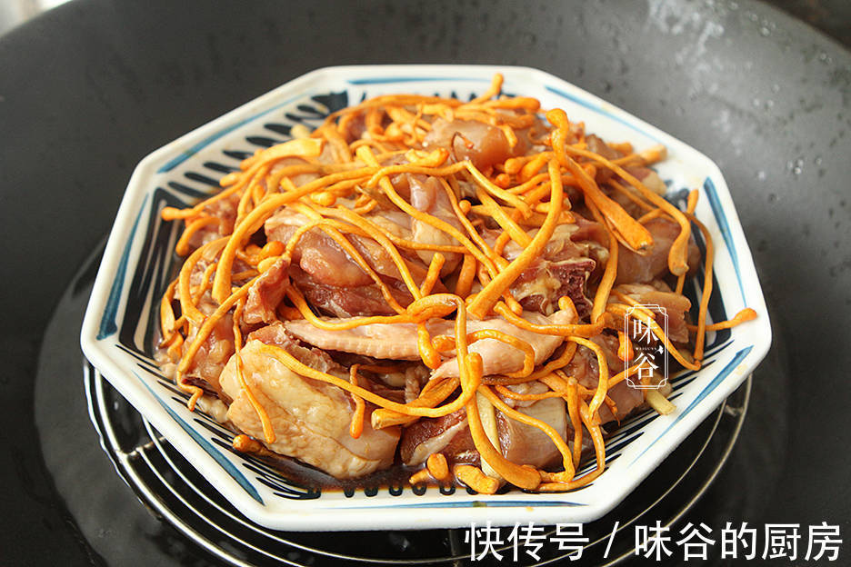 身体|“头伏吃只鸡,一年好身体”,加一物上锅一蒸,营养解馋不上火